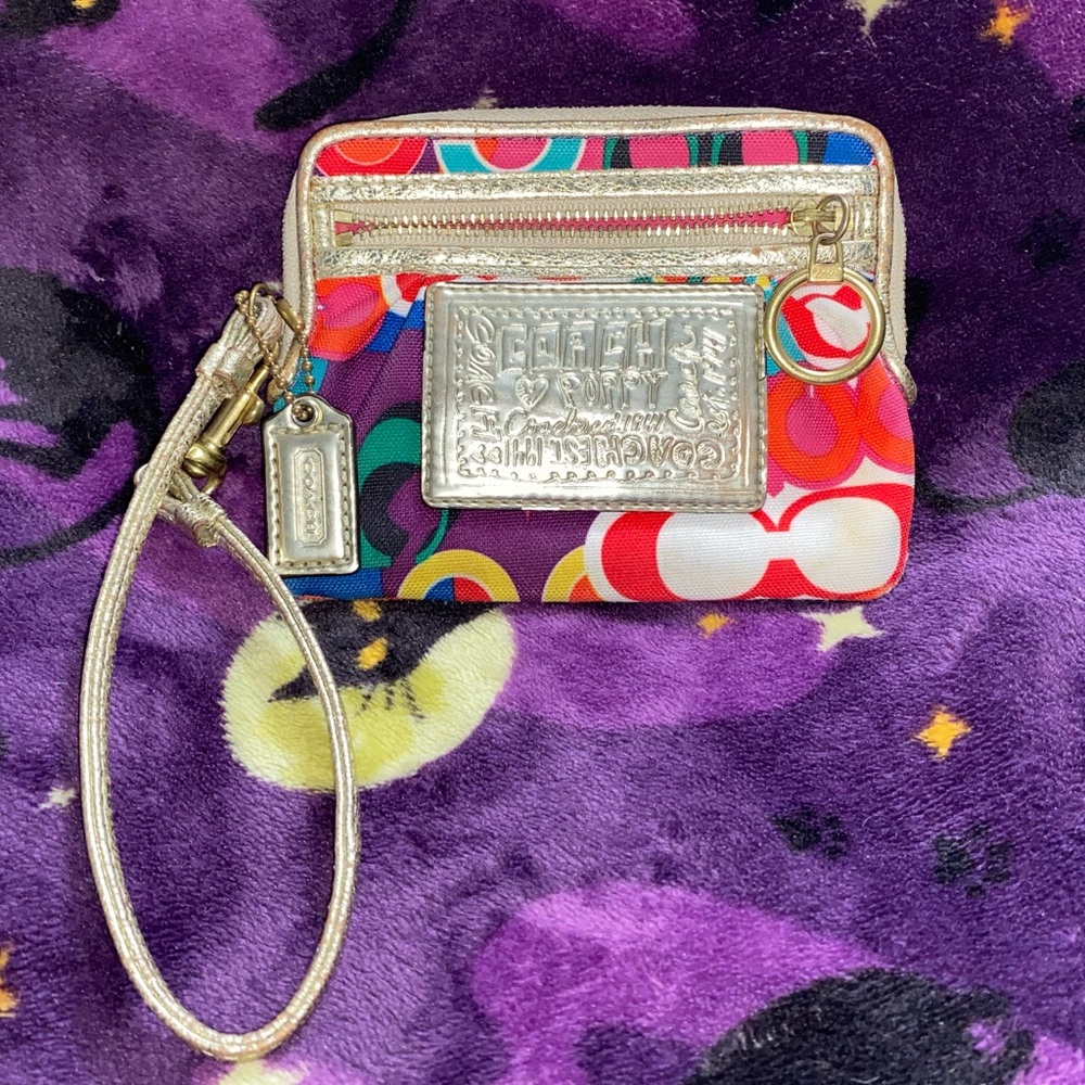 Coach Poppy Wristlet